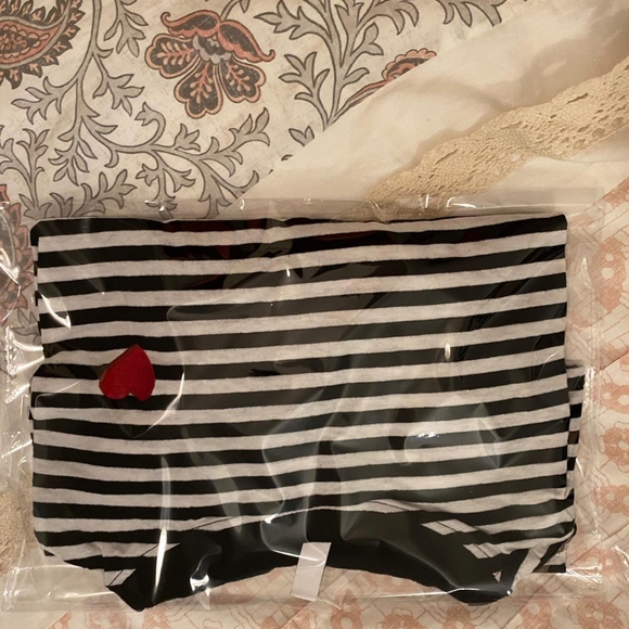 H&M shirt - Picture 4 of 4